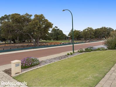 38 Clondyke Drive, Byford WA 6122