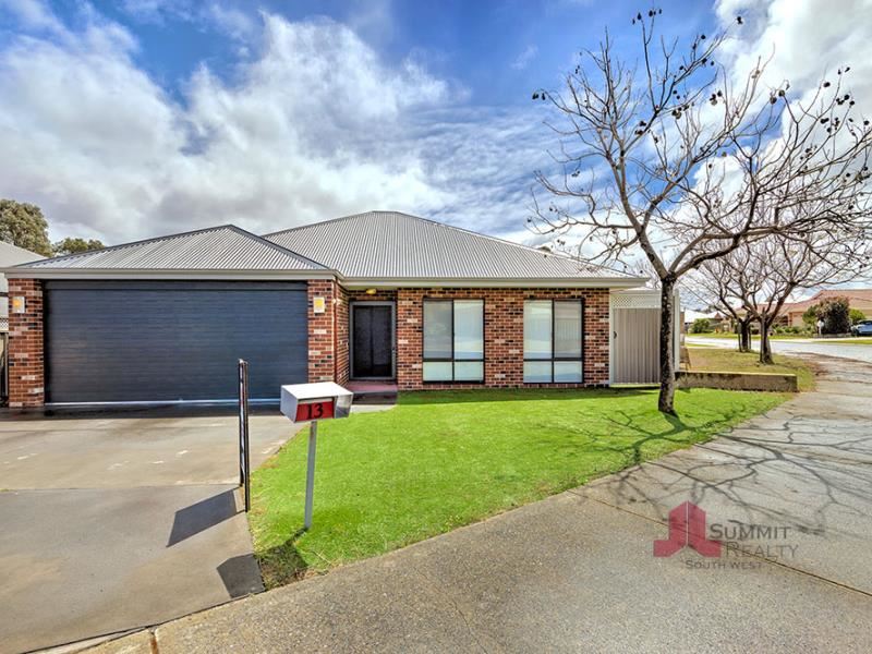 13 Ivy Rock Way, Australind WA 6233