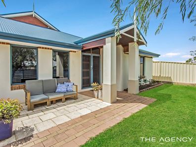 3 Dillon Way, Secret Harbour WA 6173