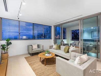 22/21 Ocean Drive, North Coogee WA 6163