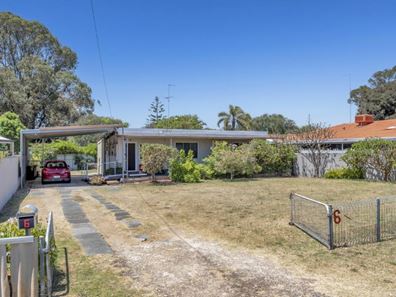 6 Goomarl Street, Dudley Park WA 6210