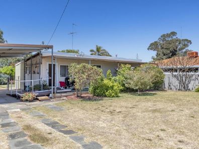 6 Goomarl Street, Dudley Park WA 6210