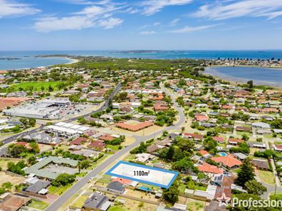 52 Frederick Street, Shoalwater WA 6169