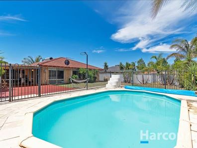 4 Mulga Court, Banksia Grove WA 6031