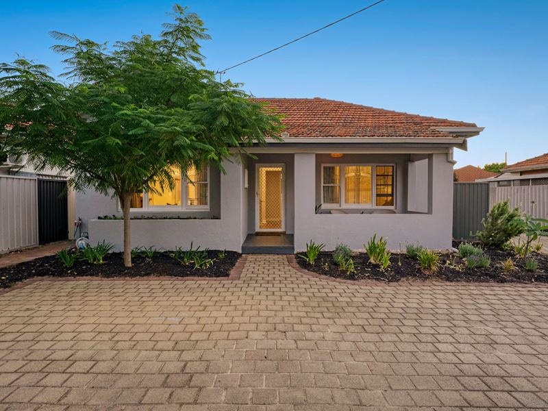 129A Grand Promenade, Bedford