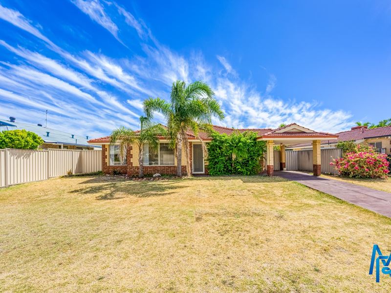 10 Moreton Crescent, Warnbro WA 6169