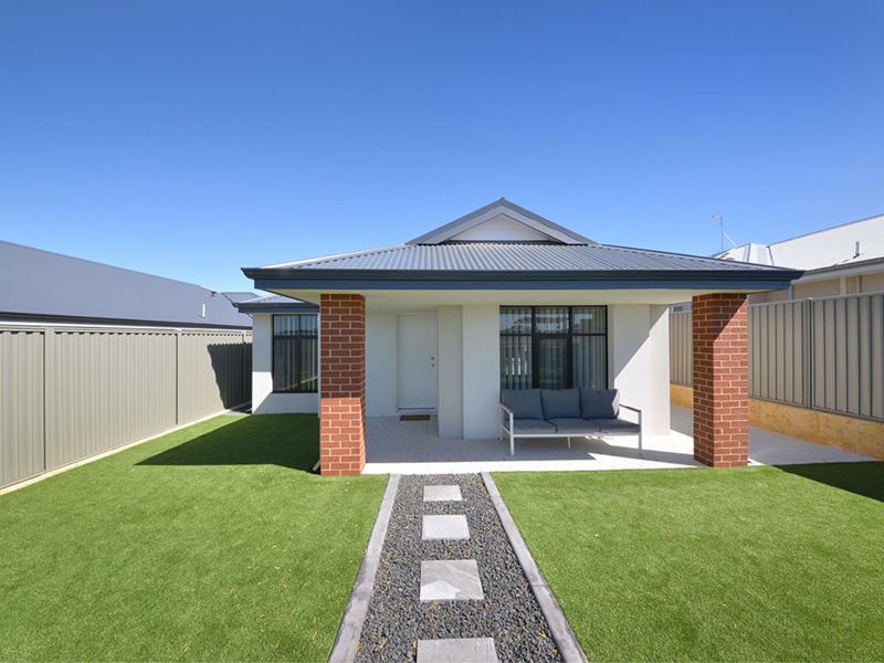 7 Bay Link, Alkimos