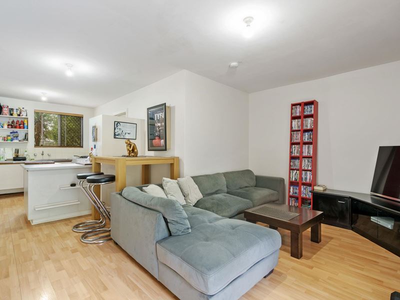 7/134 Deanmore St, Scarborough