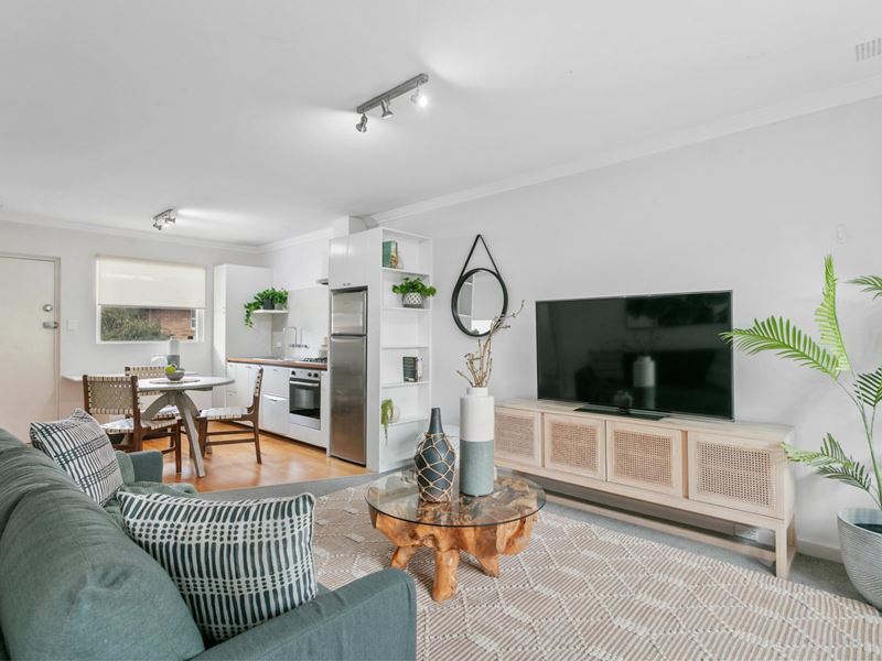 7/3 Currie Street, Jolimont