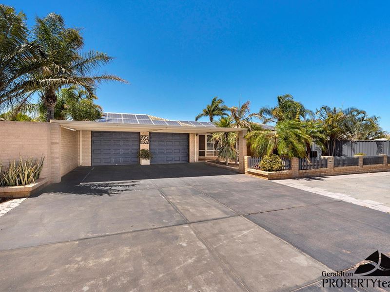 24 Tallarook Way, Waggrakine