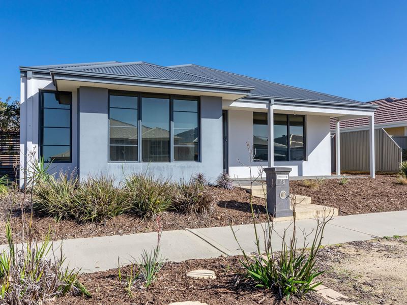 18 Battams Way, Byford WA 6122