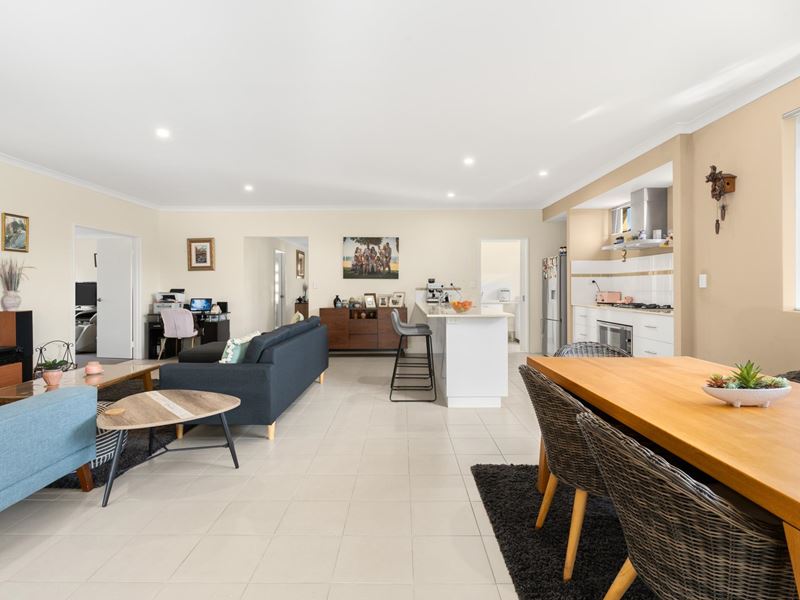 11 Hampden Rise, Baldivis WA 6171