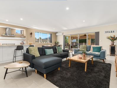 11 Hampden Rise, Baldivis WA 6171