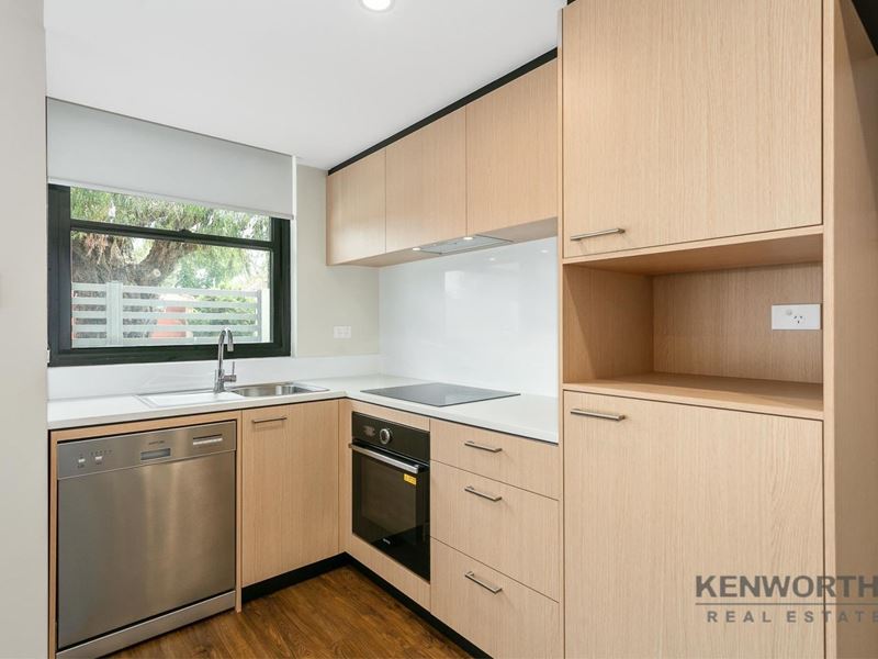 1/66 Tain Street, Ardross