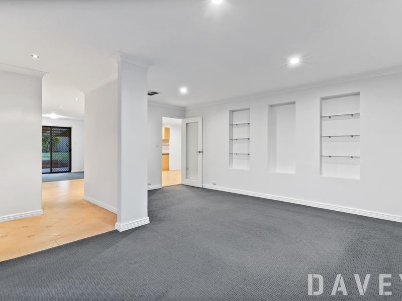 14 Davis Place, Heathridge