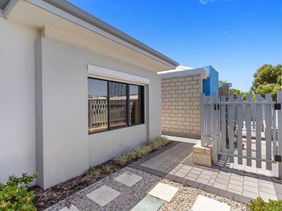 32 Winderie Road, Golden Bay WA 6174