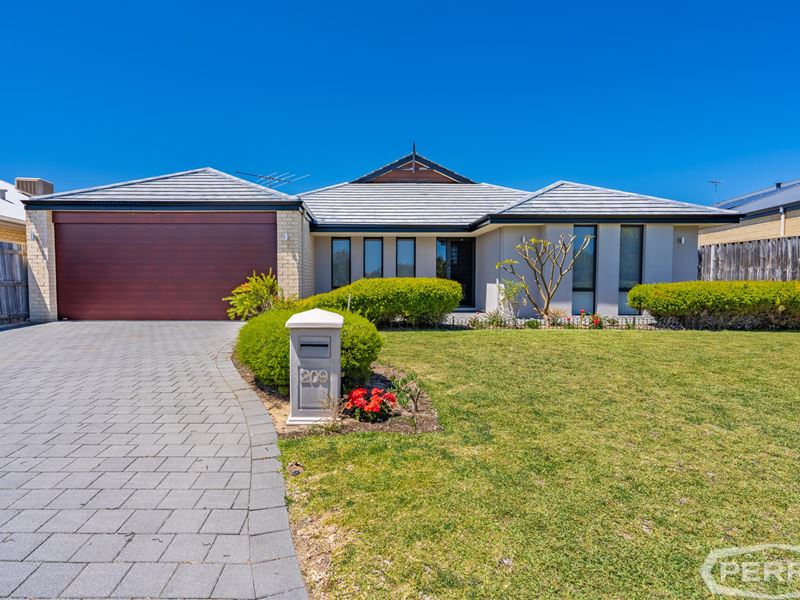 209 Peelwood  Parade, Halls Head