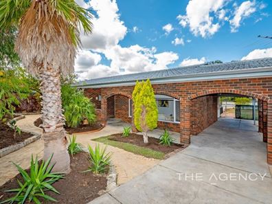 14 Fenellia Crescent, Craigie WA 6025