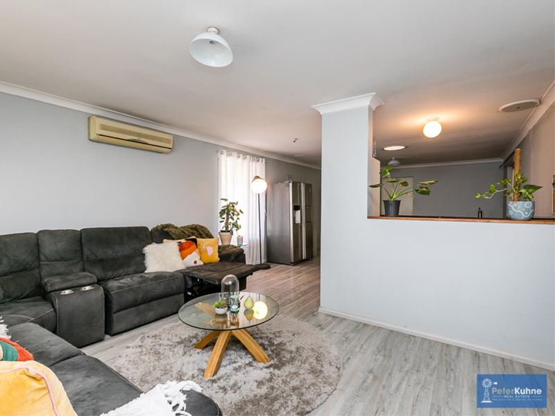 14 Excalibur Circle, Camillo