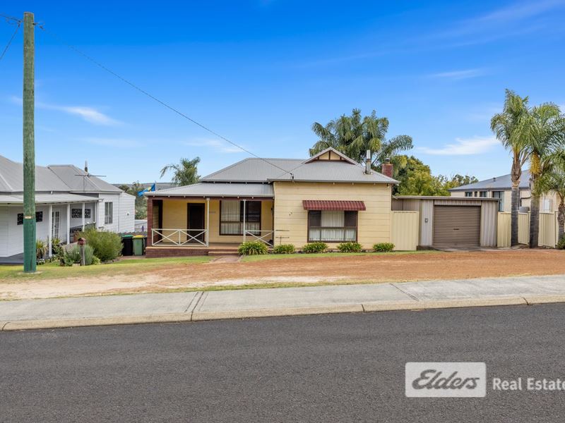 55 Clifton Street, Collie WA 6225