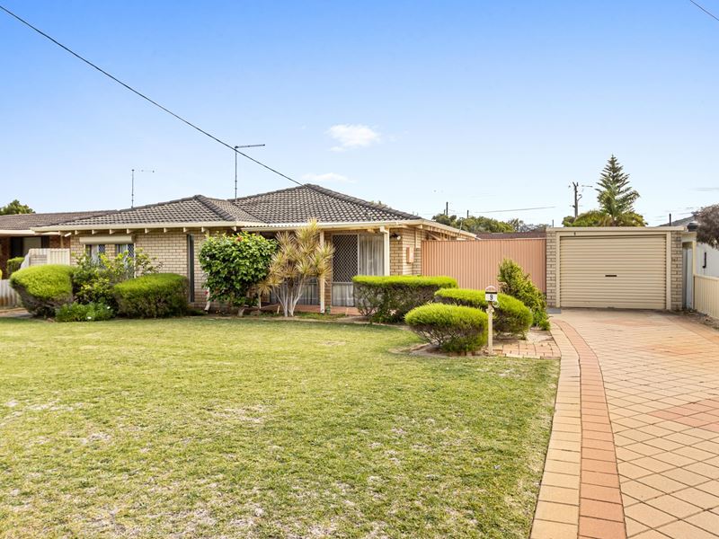 9 Barron Court, Rockingham