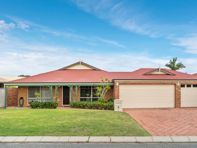 17 Craignish Loop, Kinross
