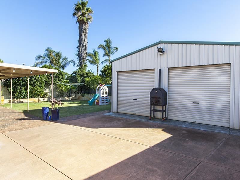 9 Jeavons Place, South Lake WA 6164