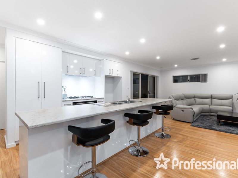 8A Brathwaite Road, Lockridge