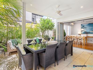 17A Andrew Street, Scarborough WA 6019