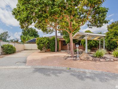 9 Briggs Place, Armadale WA 6112