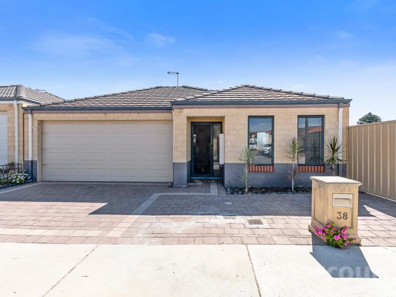38 Jedburgh Loop, Sinagra