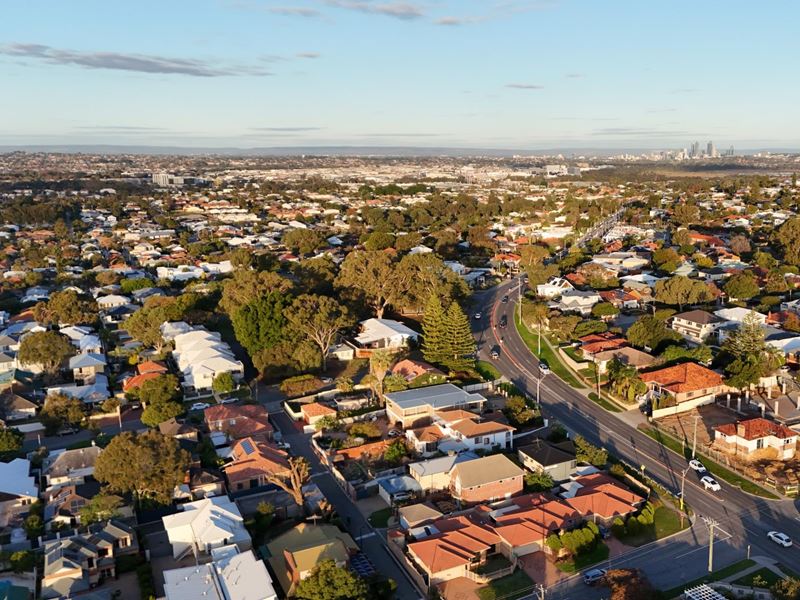 208 Scarborough Beach Road, Doubleview
