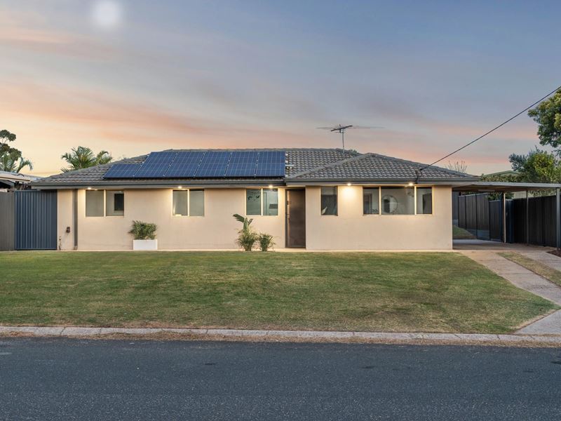 38 Redfin Crescent, Beldon