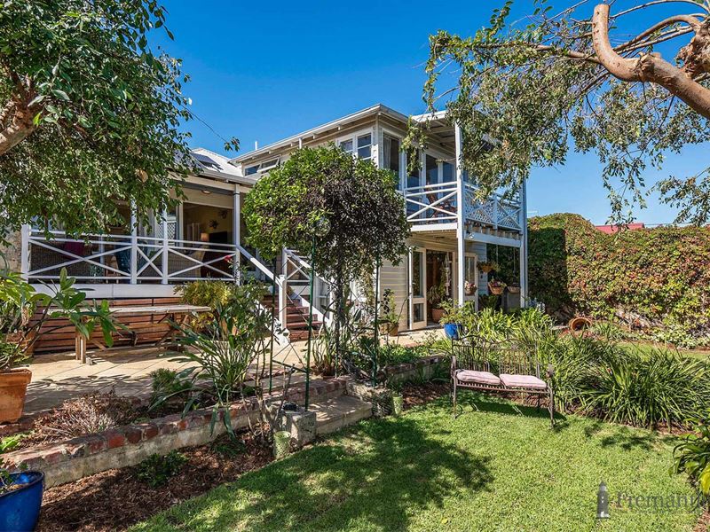 137 Solomon Street, Beaconsfield WA 6162