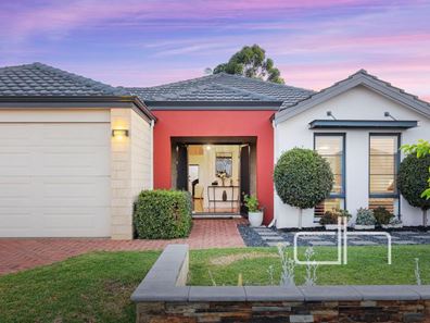 4 Arniston Way, Darch WA 6065