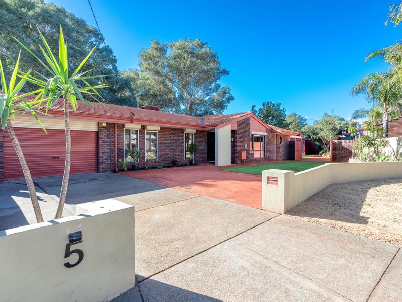 5 Curlew Court, Kelmscott