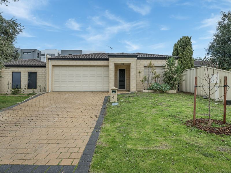 4 Dongara Street, Innaloo WA 6018