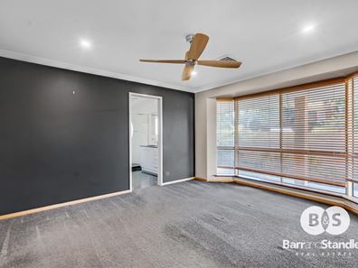 25 Slee Place, Withers WA 6230