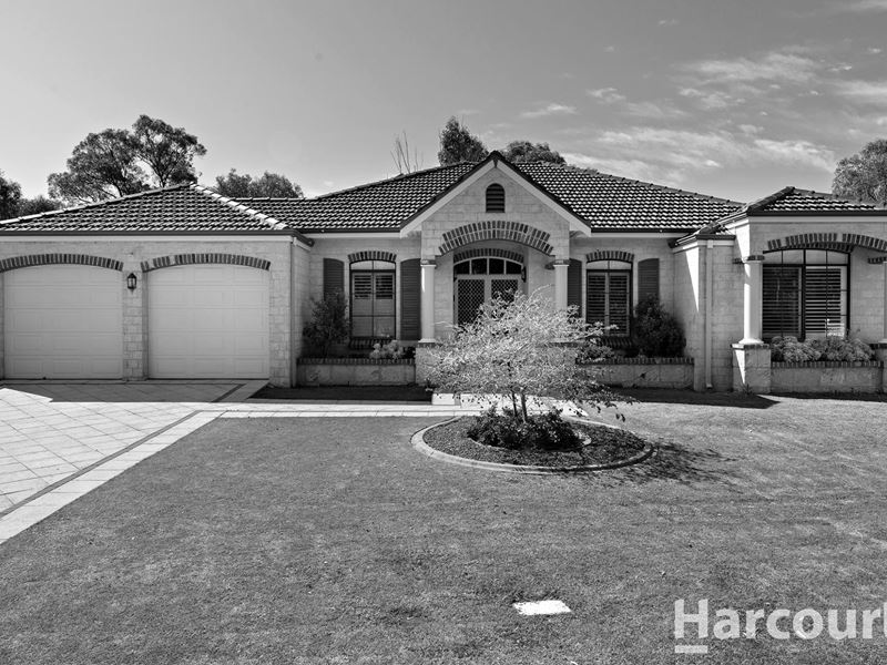10 Monroe Retreat, Meadow Springs