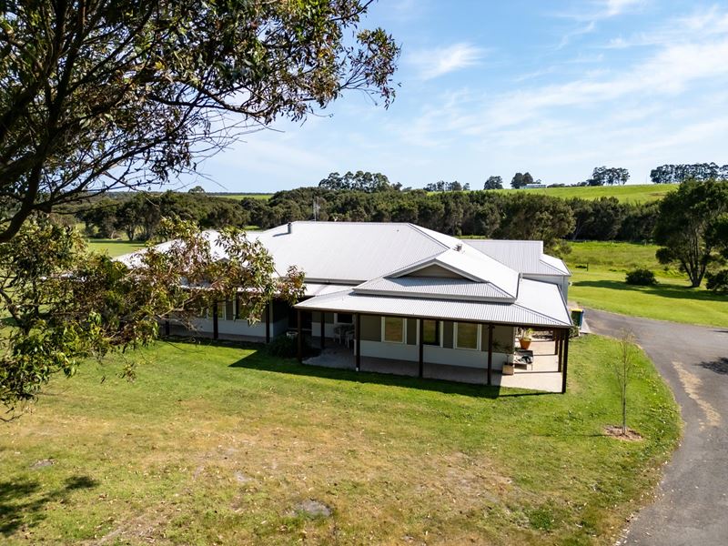 158 Lowanna Drive, Marbelup WA 6330