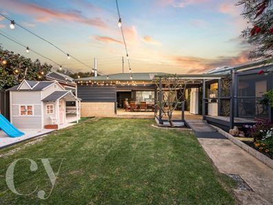 18 Regan Street, Rockingham WA 6168