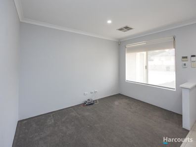 8 Milson Terrace, Ellenbrook WA 6069