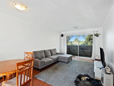 23/4 Minchinson Street, Shoalwater WA 6169