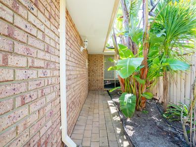 5/8 Merope Close, Rockingham WA 6168