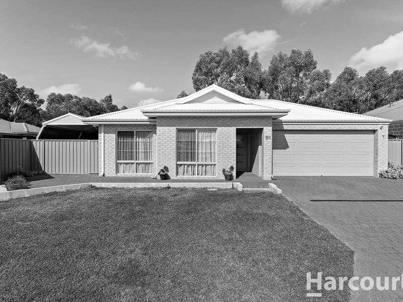 91 Hurlingham Loop, Meadow Springs