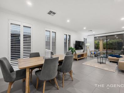 14 Aventurine Road, Treeby WA 6164