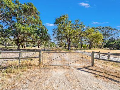 690 Grasshill Road, Karnup WA 6176