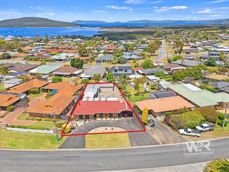 44 Green Island Crescent, Bayonet Head WA 6330