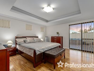 53 Ammanford Crescent, Butler WA 6036