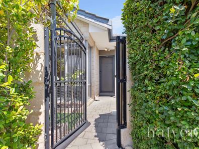 15 Daggar Place, Canning Vale WA 6155
